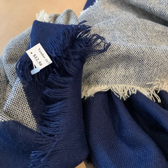 . BRAND NEW! - Picture 2 of 3